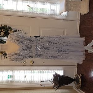 Adrianna Papell short sleeve beaded midi dress Serenity blue gray silver 12 New